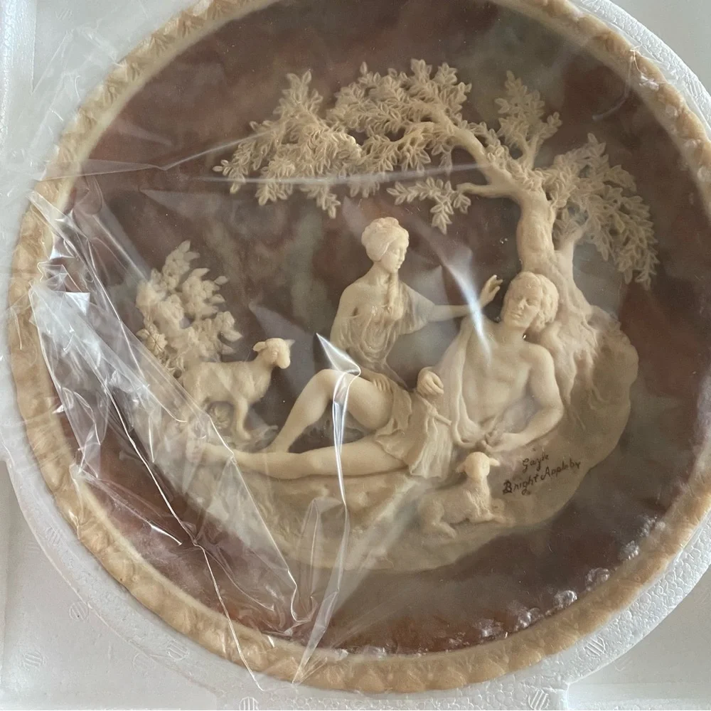 Gayle Bright Appleby collector plate in original packaging - Picture 6 of 14